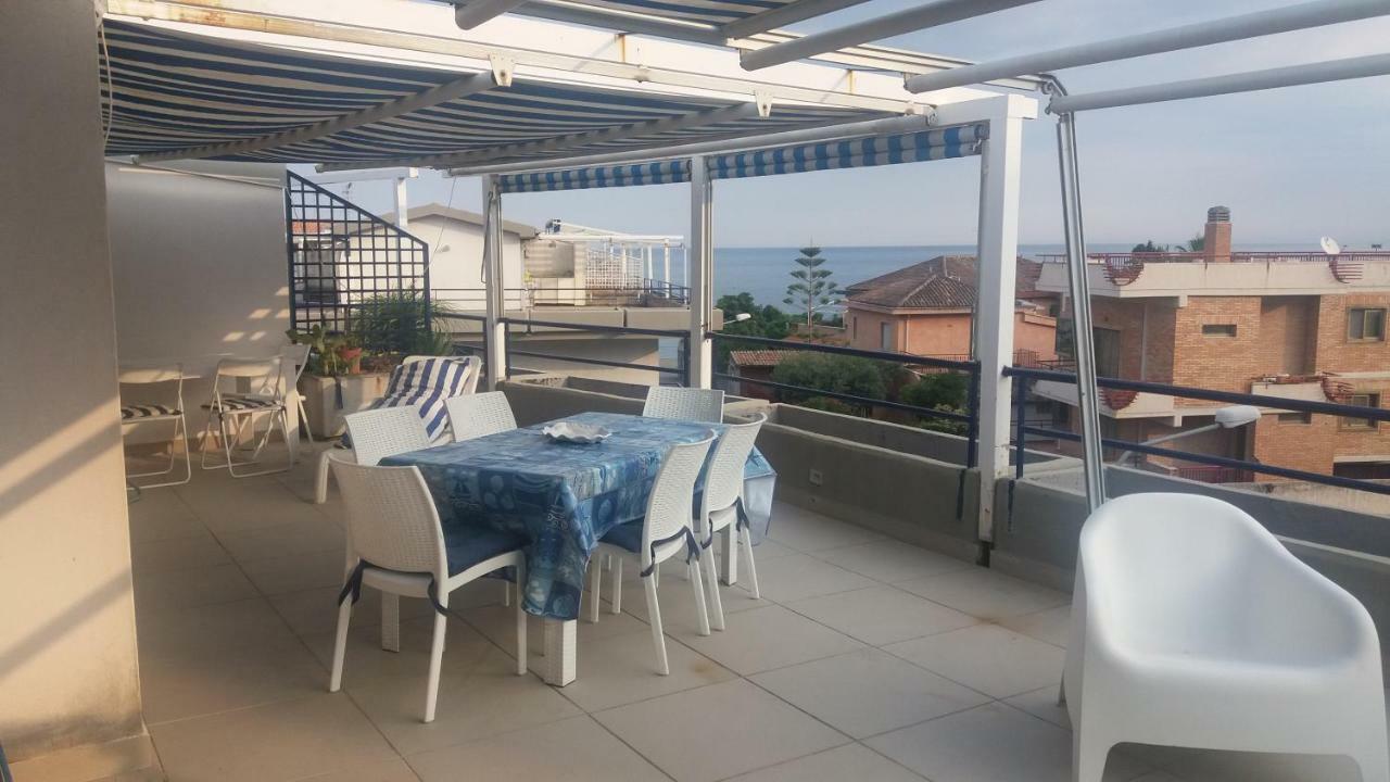 Ipanema Suite 지아르디니낙소스 외부 사진